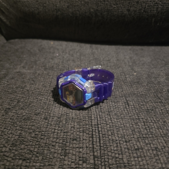 Nickelodeon | Rugrats in Paris Burger King 2000 Watch - Picture 2 of 4